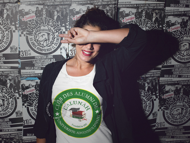 CALUNAH’S WHITE T-SHIRT - Image 3